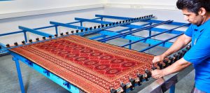 Wellen aus Teppichen entfernen Wellen aus Teppichen entfernen